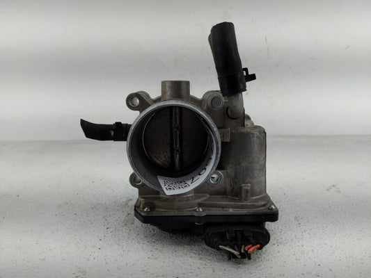 2013 Hyundai Veloster Throttle Body P/N:35100-2B320 Fits OEM Used Auto Parts - Oemusedautoparts1.com