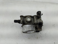 2013-2014 Hyundai Veloster Throttle Body P/N:35100-2B320 Fits Fits 2013 2014 2015 2016 OEM Used Auto Parts - Oemusedautopart