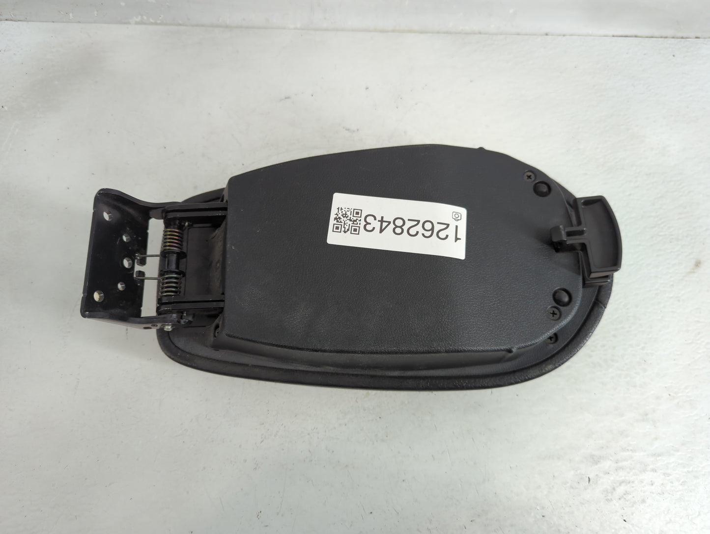 2013 Hyundai Veloster Center Console Armrest Cover Lid Fits OEM Used Auto Parts - Oemusedautoparts1.com