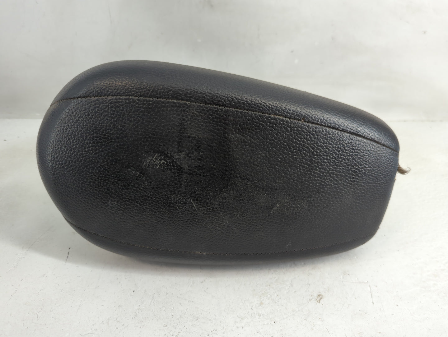 2013 Hyundai Veloster Center Console Armrest Cover Lid Fits OEM Used Auto Parts - Oemusedautoparts1.com