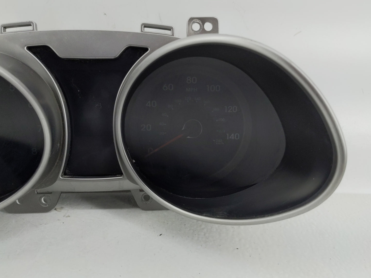 2013 Hyundai Veloster Instrument Cluster Speedometer Gauges P/N:94001-2V330 Fits OEM Used Auto Parts - Oemusedautoparts1.com