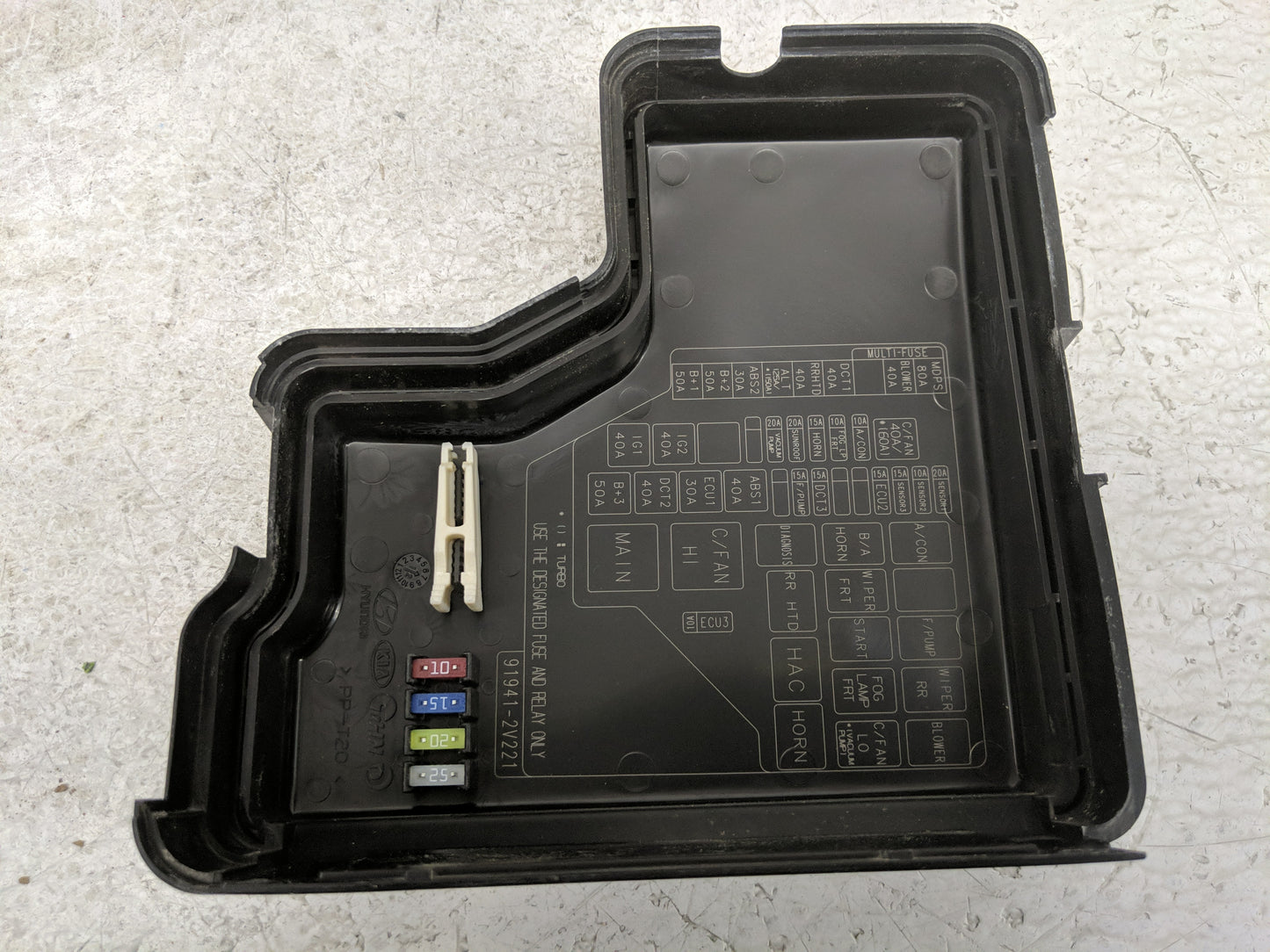 2012-2014 Hyundai Veloster Fusebox Fuse Box Panel Relay Module P/N:91941-2V221 91236 2V612 Fits Fits 2012 2013 2014 OEM Used