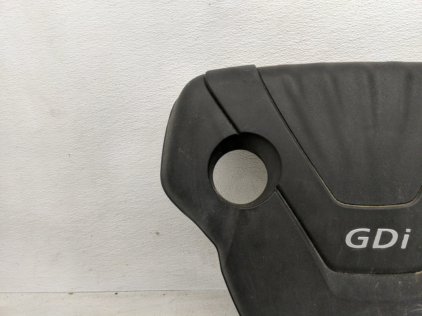 2013 Hyundai Veloster Engine Cover - Oemusedautoparts1.com
