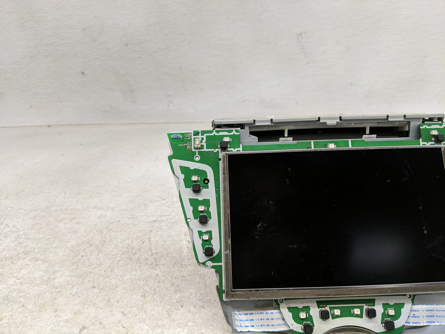 2012-2015 Hyundai Veloster Radio AM FM Cd Player Receiver Replacement P/N:96560-2V700 Fits Fits 2012 2013 2014 2015 OEM Used