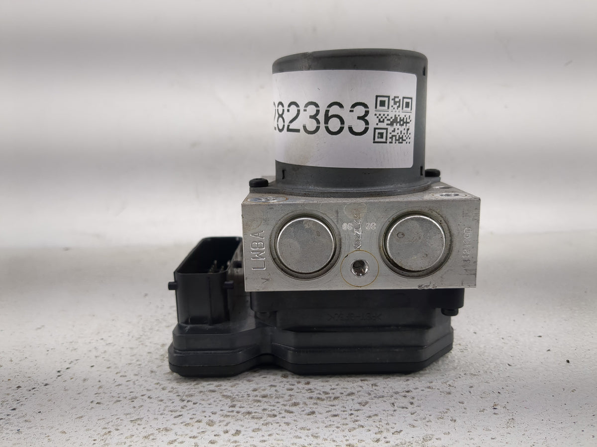 2013 Hyundai Veloster Anti-Lock Brake ABS Pump Module Actuator OEM P/N:58920-2V450 Fits OEM Used Auto Parts - Oemusedautopar