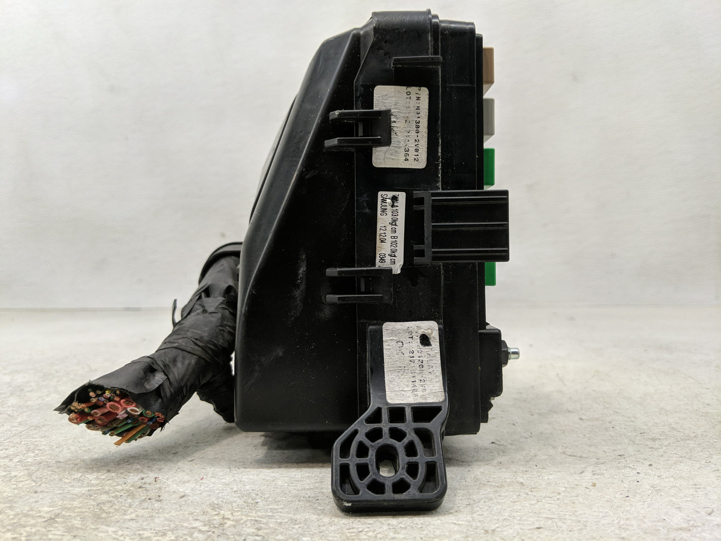 2012-2014 Hyundai Veloster Fusebox Fuse Box Panel Relay Module Fits Fits 2012 2013 2014 OEM Used Auto Parts - Oemusedautopar