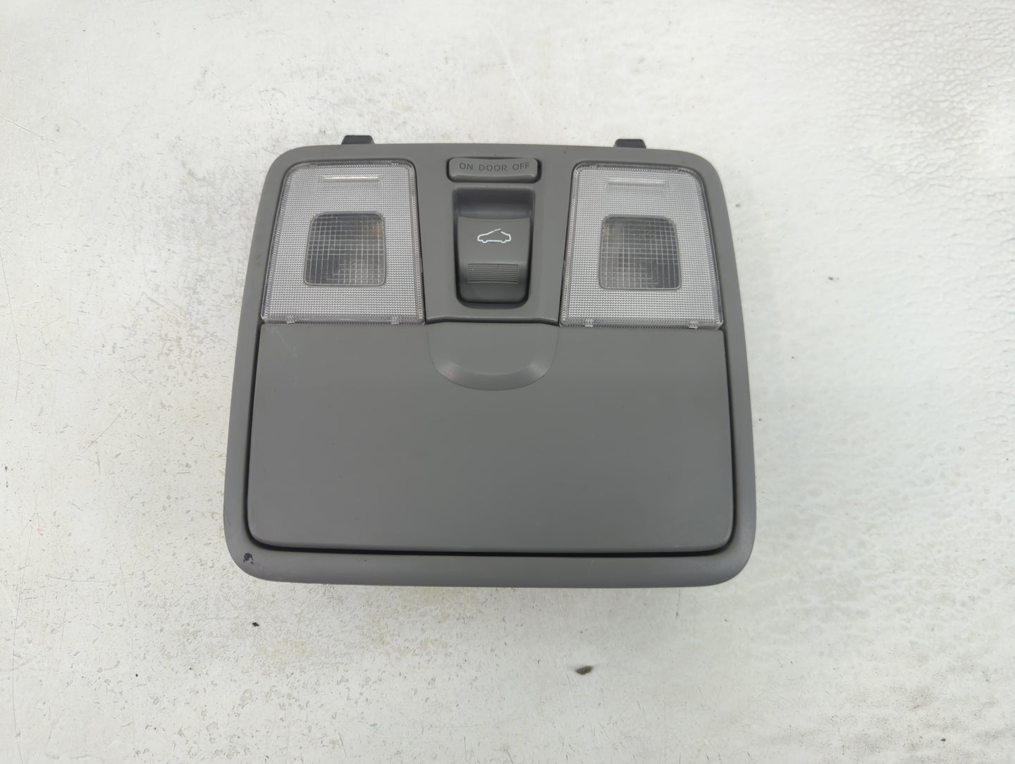 2013 Hyundai Veloster Overhead Roof Console - Oemusedautoparts1.com