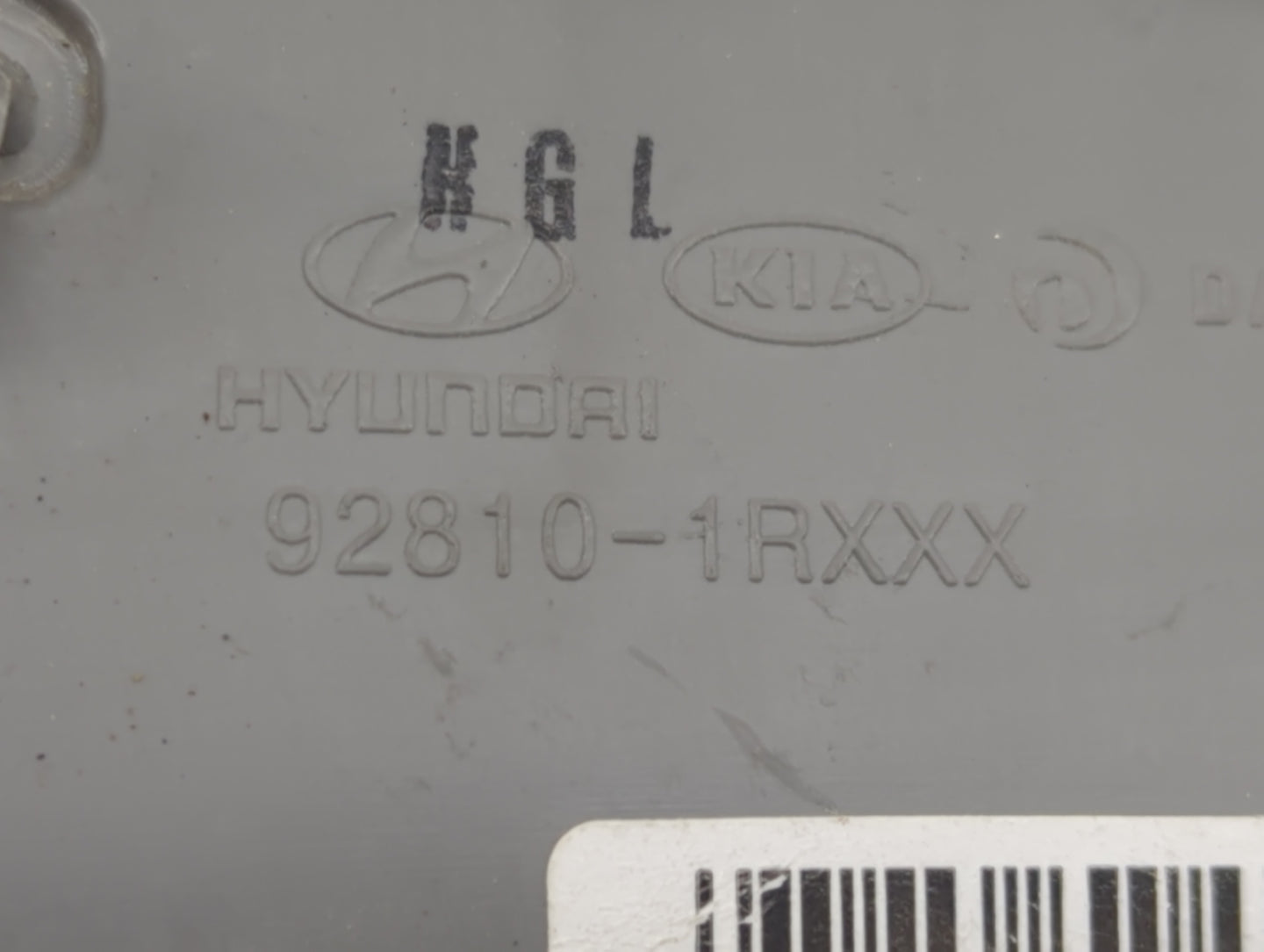 2013 Hyundai Veloster Overhead Roof Console - Oemusedautoparts1.com