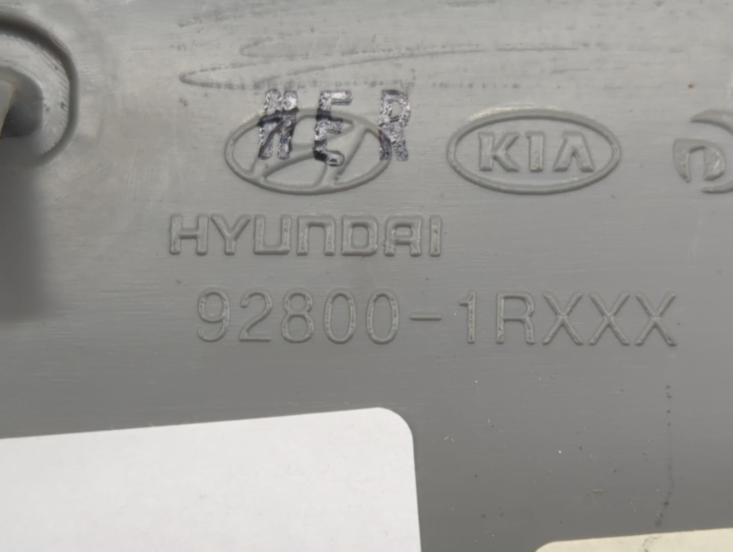 2013 Hyundai Veloster Overhead Roof Console - Oemusedautoparts1.com