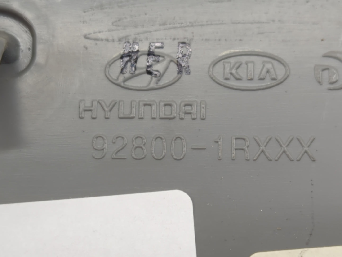 2013 Hyundai Veloster Overhead Roof Console - Oemusedautoparts1.com
