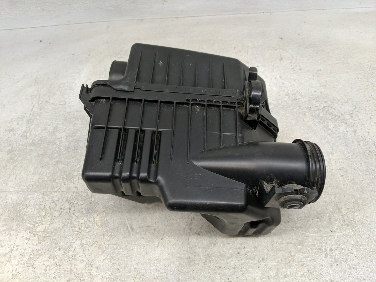 2012-2017 Hyundai Veloster Air Cleaner Intake-duct Hose Tube - Oemusedautoparts1.com