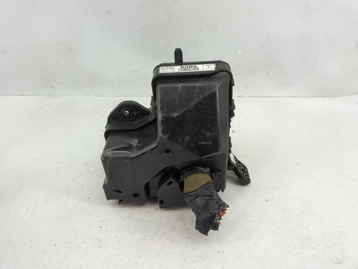 2012-2014 Hyundai Veloster Fusebox Fuse Box Panel Relay Module P/N:91941-2V221 Fits Fits 2012 2013 2014 OEM Used Auto Parts 