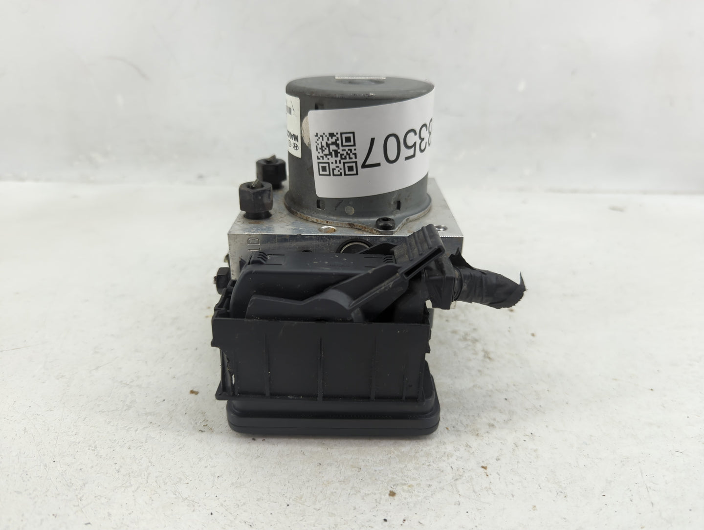 2013 Hyundai Veloster ABS Pump Control Module Replacement P/N:BE6003G604 Fits OEM Used Auto Parts - Oemusedautoparts1.com