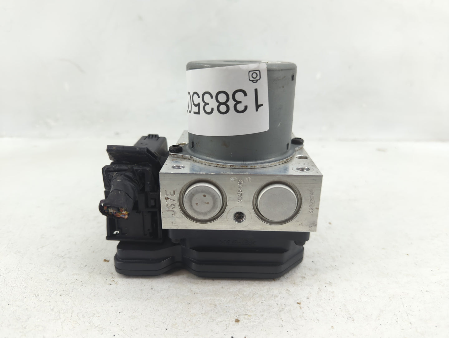 2013 Hyundai Veloster ABS Pump Control Module Replacement P/N:BE6003G604 Fits OEM Used Auto Parts - Oemusedautoparts1.com