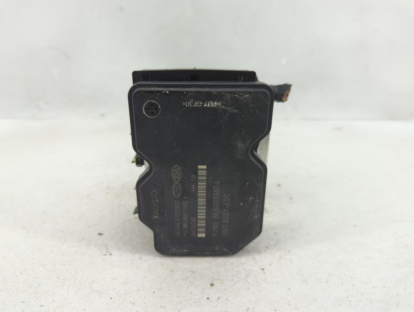 2013 Hyundai Veloster ABS Pump Control Module Replacement P/N:BE6003G604 Fits OEM Used Auto Parts - Oemusedautoparts1.com