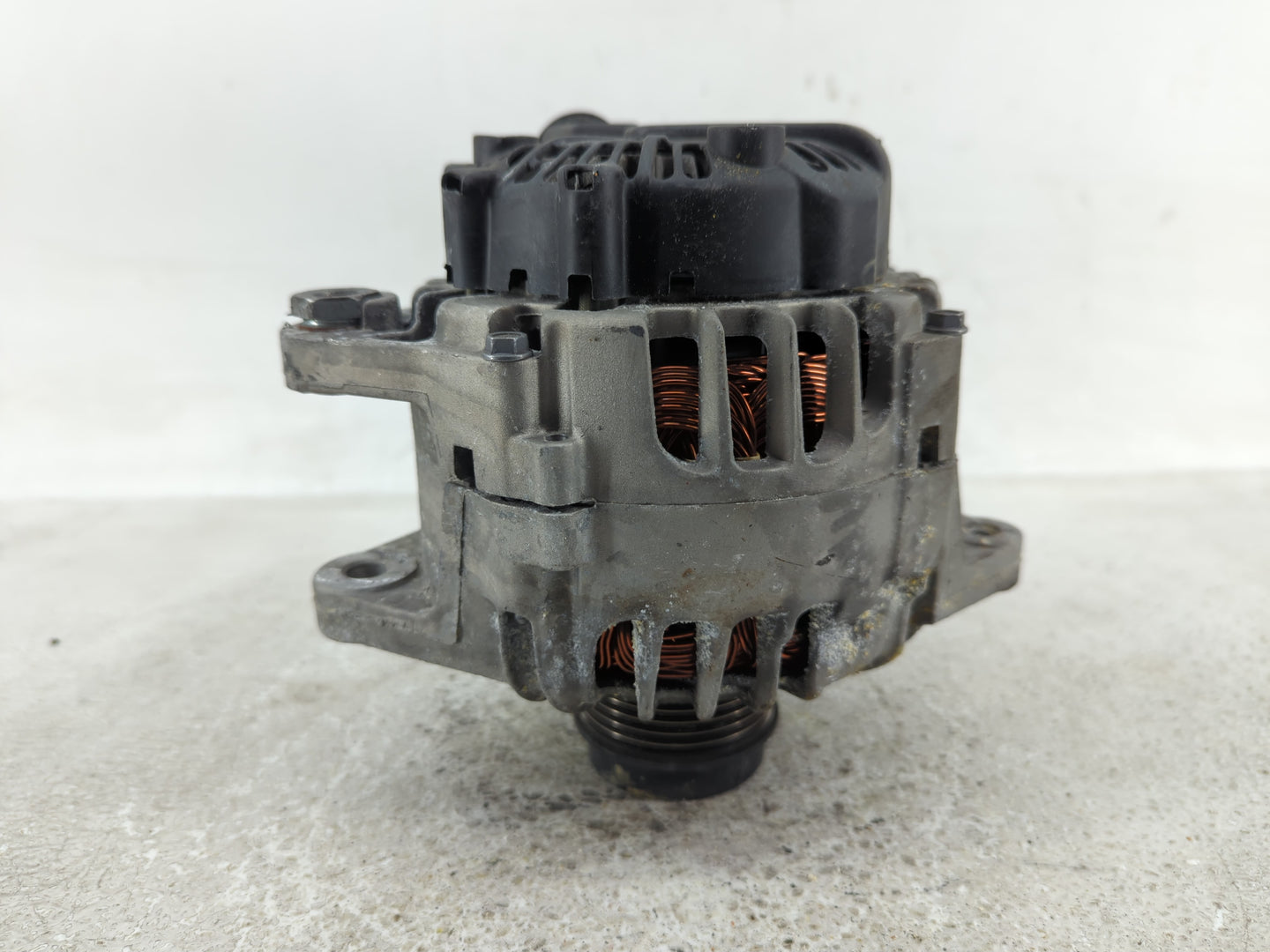 2012-2017 Hyundai Veloster Alternator Replacement Generator Charging Assembly Engine OEM P/N:37300-2B760 Fits OEM Used Auto 