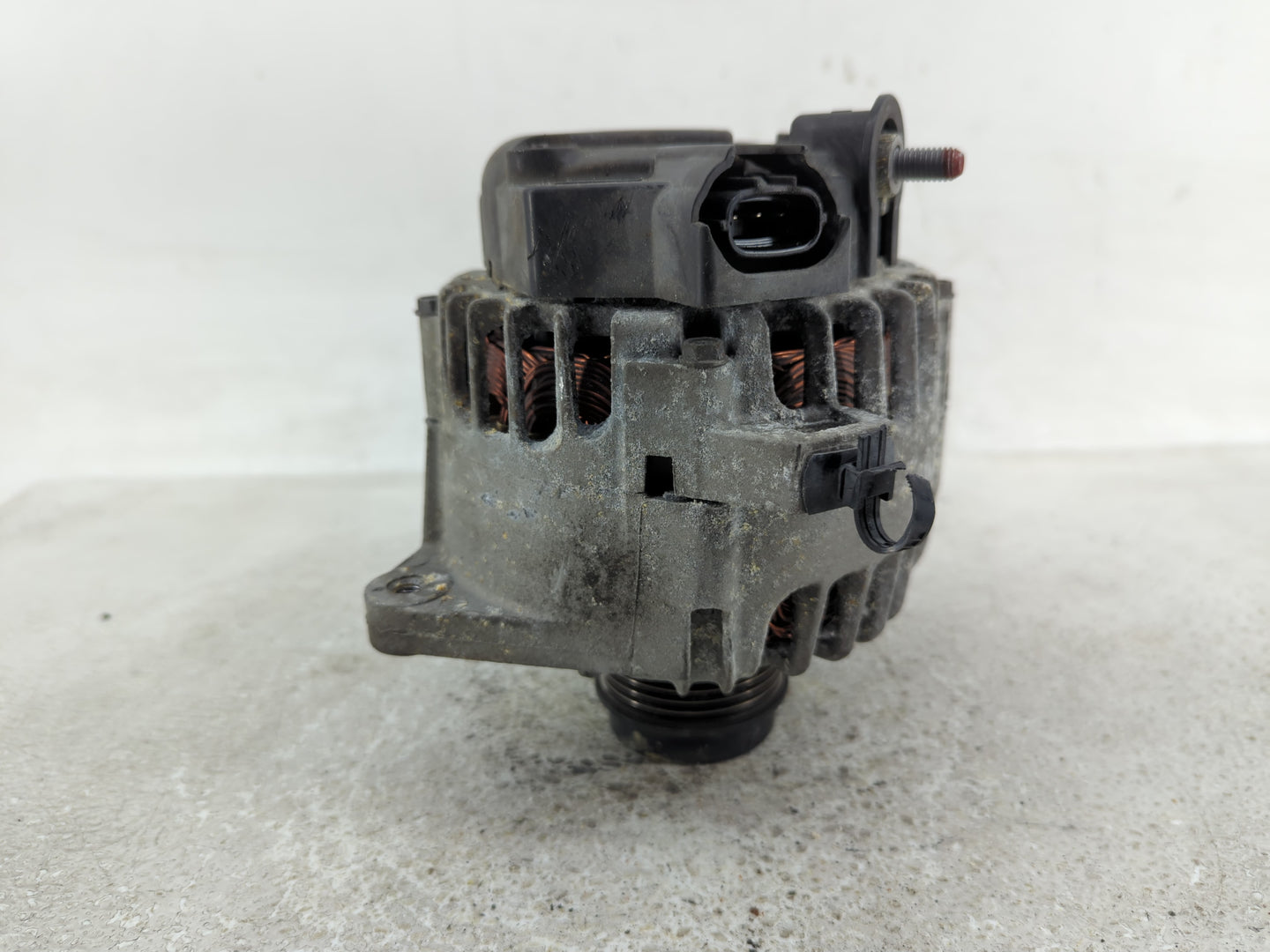 2012-2017 Hyundai Veloster Alternator Replacement Generator Charging Assembly Engine OEM P/N:37300-2B760 Fits OEM Used Auto 