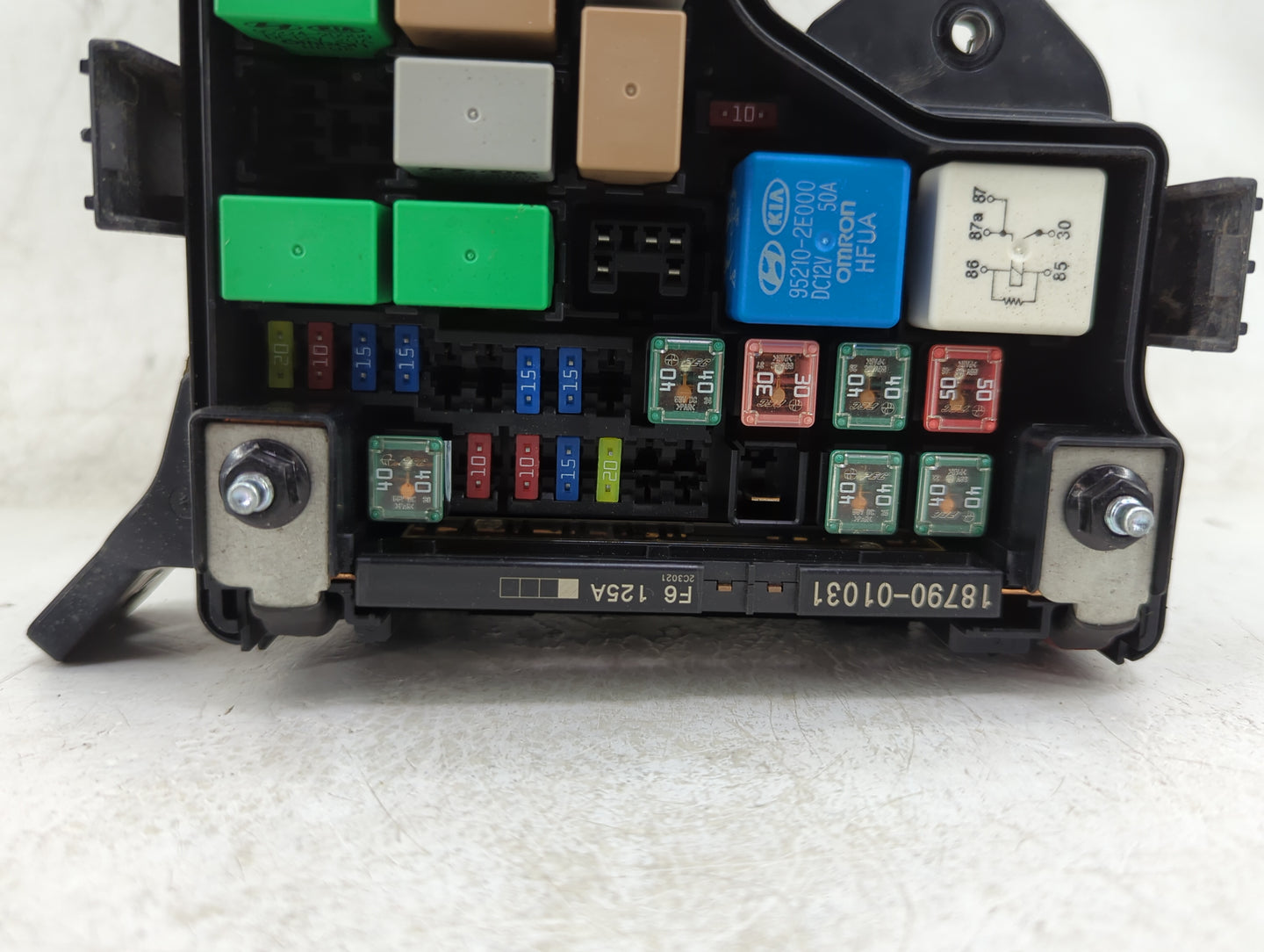 2012-2014 Hyundai Veloster Fusebox Fuse Box Panel Relay Module P/N:912362V652 Fits Fits 2012 2013 2014 OEM Used Auto Parts -