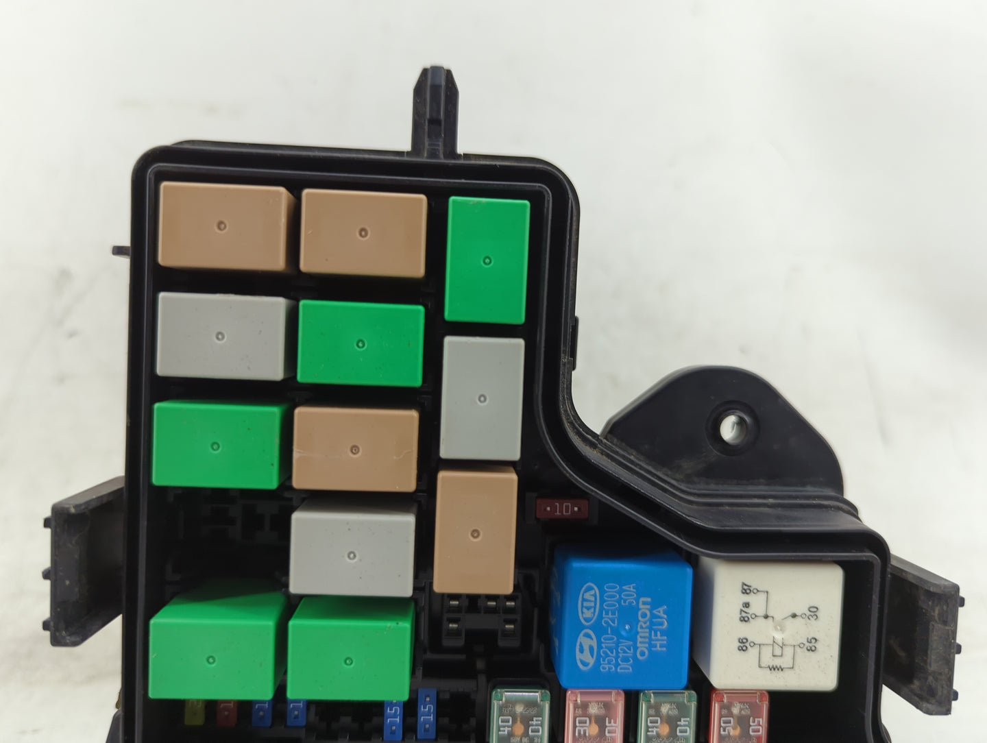 2012-2014 Hyundai Veloster Fusebox Fuse Box Panel Relay Module P/N:912362V652 Fits Fits 2012 2013 2014 OEM Used Auto Parts -