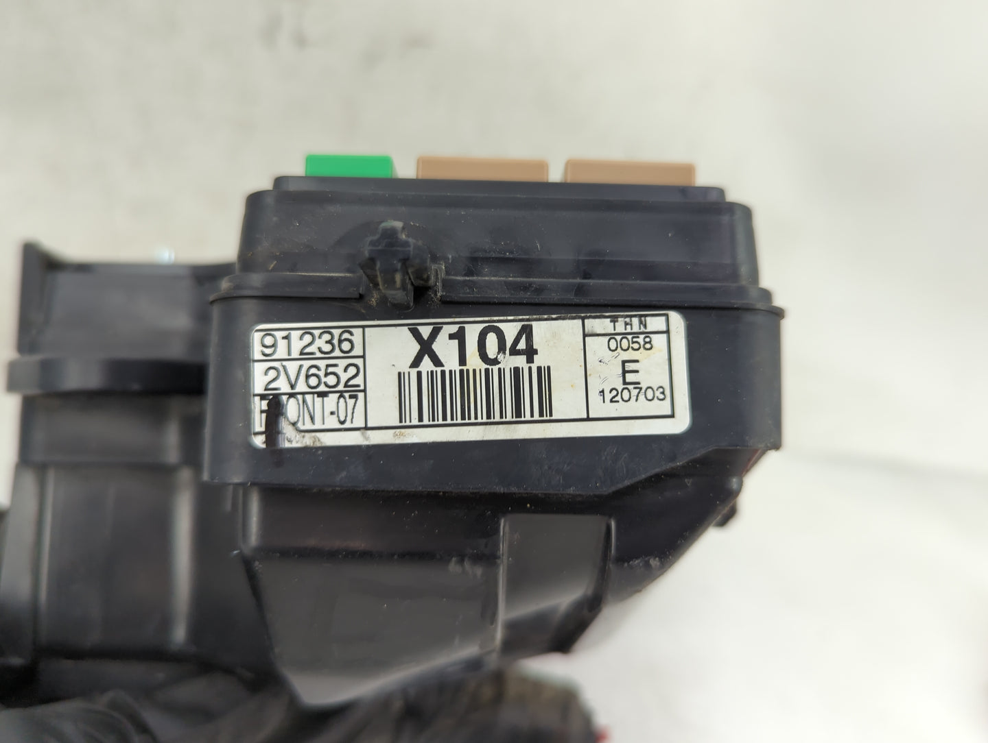 2012-2014 Hyundai Veloster Fusebox Fuse Box Panel Relay Module P/N:912362V652 Fits Fits 2012 2013 2014 OEM Used Auto Parts -