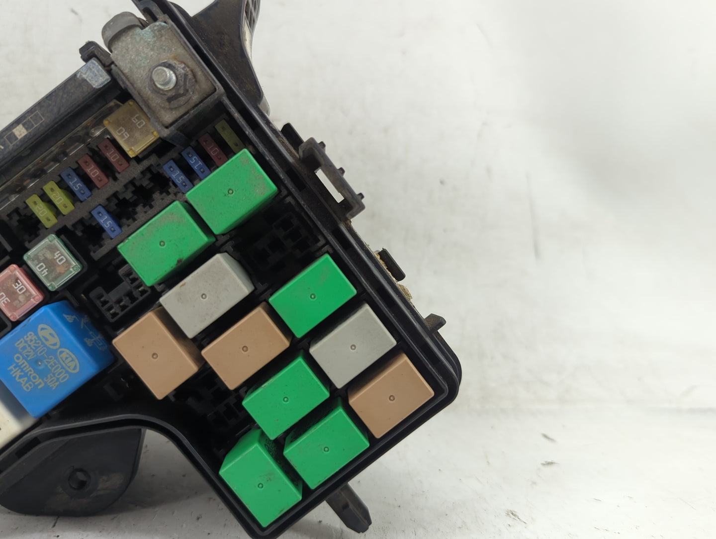 2012-2014 Hyundai Veloster Fusebox Fuse Box Panel Relay Module P/N:91305 2V157 Fits Fits 2012 2013 2014 OEM Used Auto Parts 