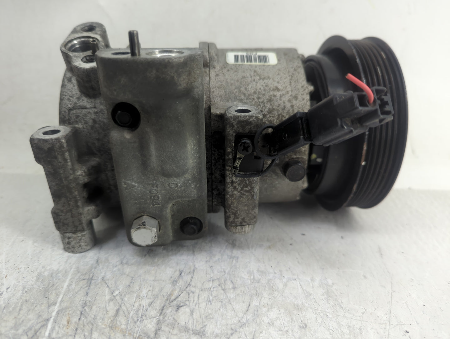2012-2014 Hyundai Veloster Air Conditioning A/c Ac Compressor Oem - Oemusedautoparts1.com