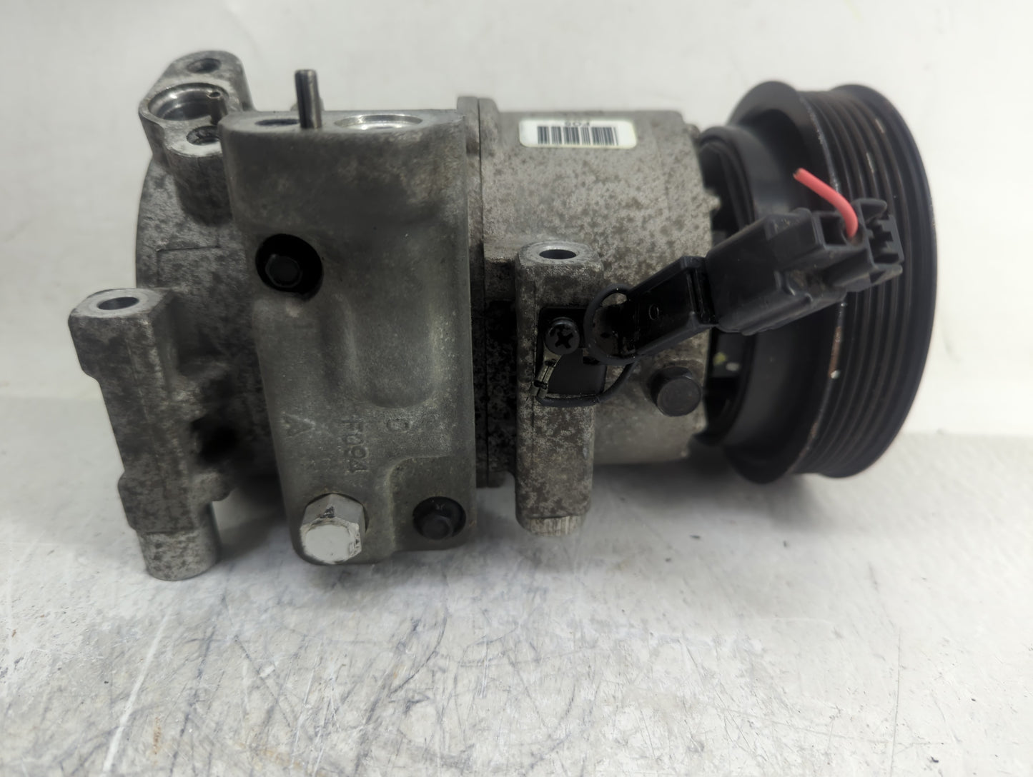 2012-2014 Hyundai Veloster Air Conditioning A/c Ac Compressor Oem - Oemusedautoparts1.com