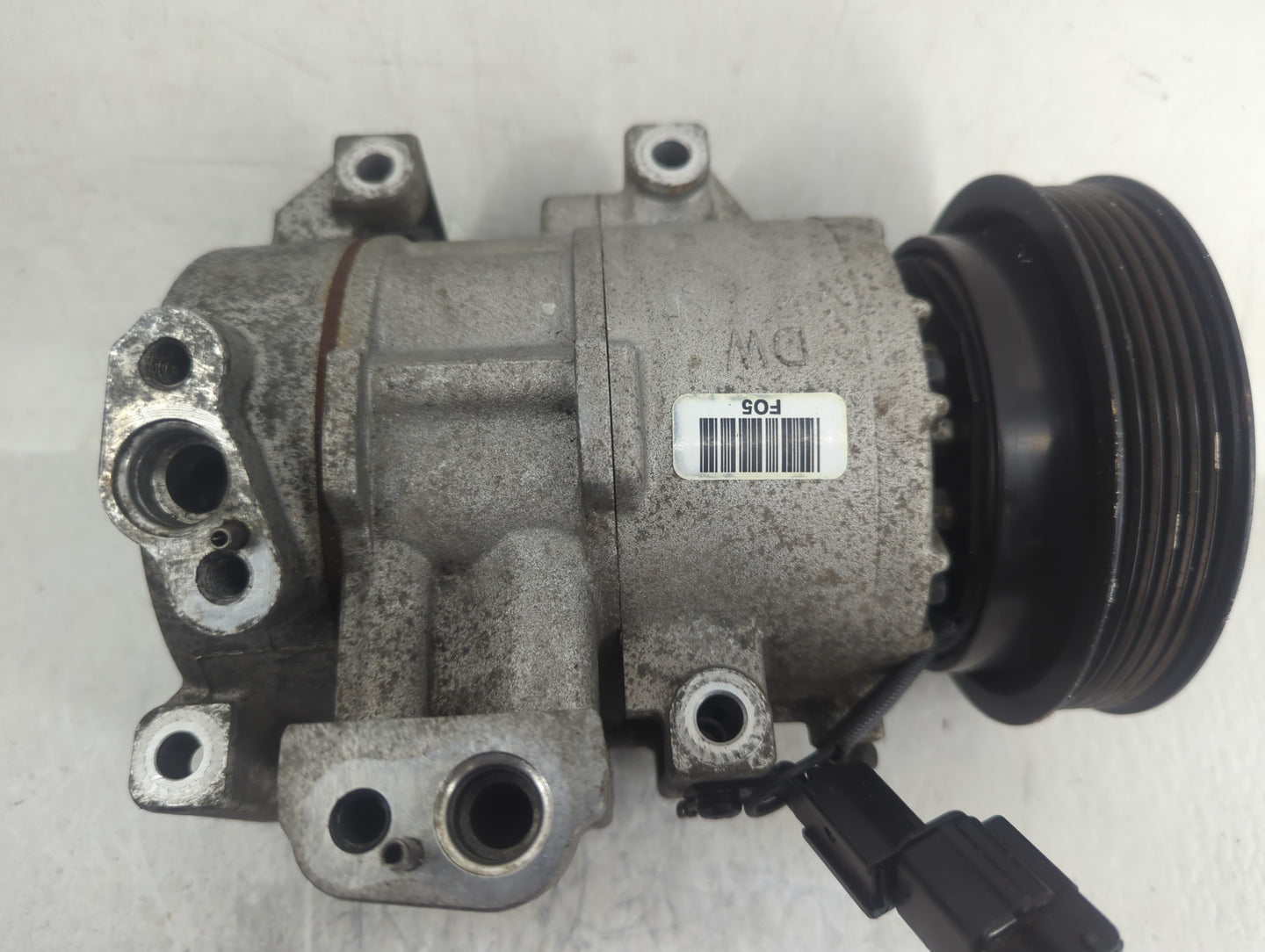 2012-2014 Hyundai Veloster Air Conditioning A/c Ac Compressor Oem - Oemusedautoparts1.com