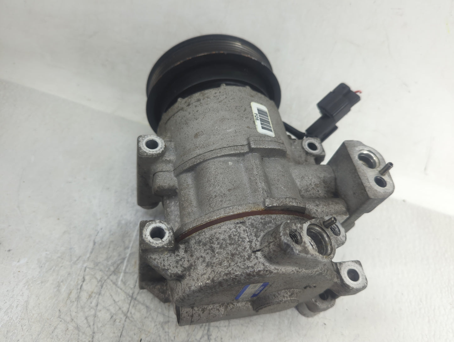 2012-2014 Hyundai Veloster Air Conditioning A/c Ac Compressor Oem - Oemusedautoparts1.com
