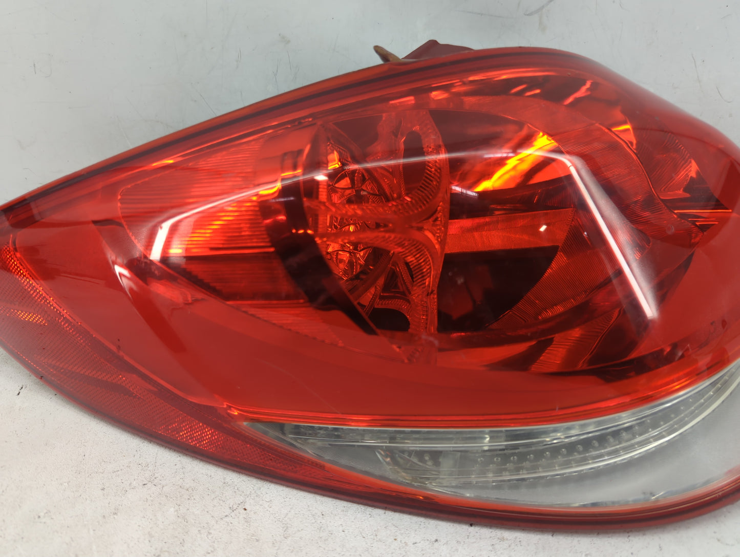 2013-2017 Hyundai Veloster Tail Light Assembly Driver Left OEM Fits Fits 2013 2014 2015 2016 2017 OEM Used Auto Parts - Oemu
