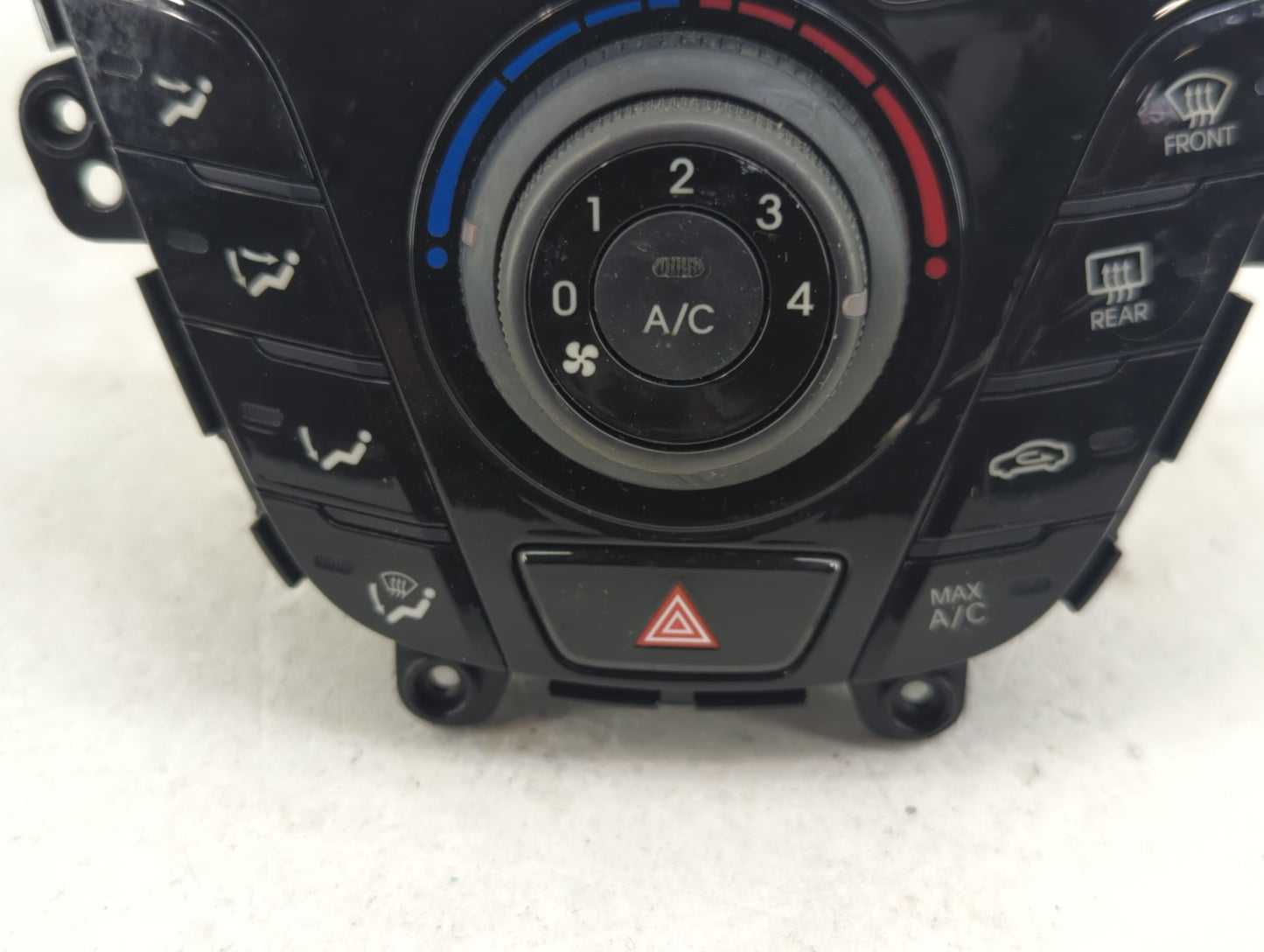 2012-2017 Hyundai Veloster Climate Control Module Temperature AC/Heater Replacement P/N:97250-2V010 Fits OEM Used Auto Parts