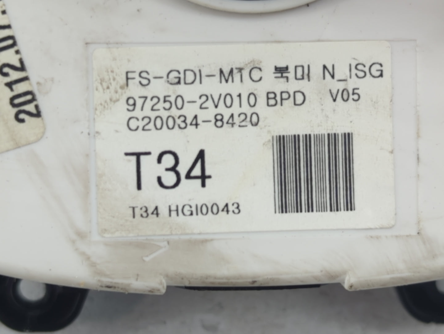 2012-2017 Hyundai Veloster Climate Control Module Temperature AC/Heater Replacement P/N:97250-2V010 Fits OEM Used Auto Parts