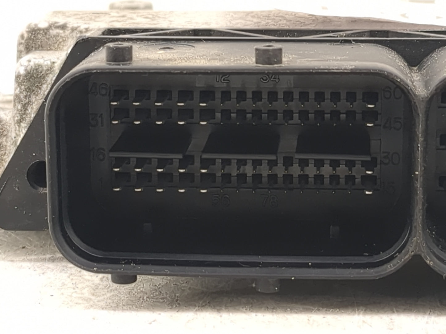 2013-2014 Hyundai Veloster PCM Engine Control Computer ECU ECM PCU OEM P/N:39110-2BBC7 9001120169KB Fits Fits 2013 2014 OEM 