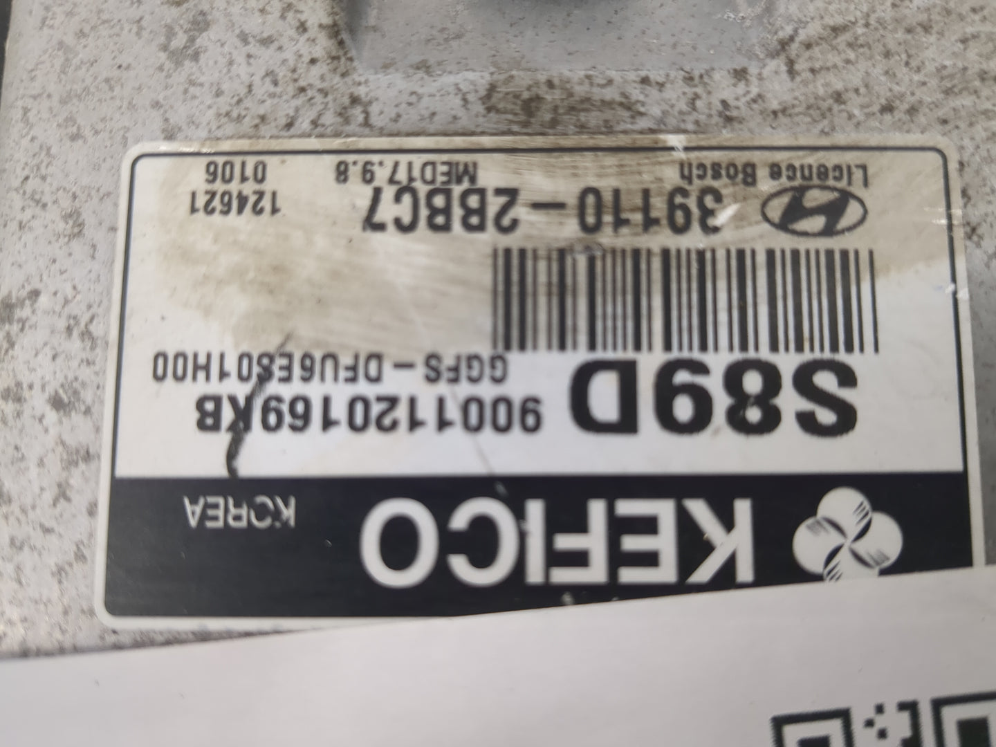 2013-2014 Hyundai Veloster PCM Engine Control Computer ECU ECM PCU OEM P/N:39110-2BBC7 9001120169KB Fits Fits 2013 2014 OEM 