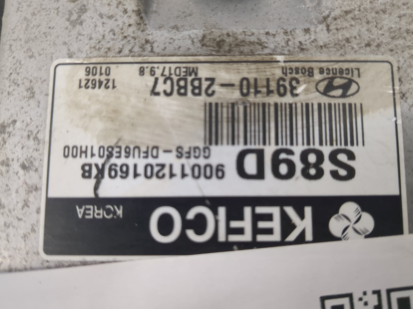 2013-2014 Hyundai Veloster PCM Engine Control Computer ECU ECM PCU OEM P/N:39110-2BBC7 9001120169KB Fits Fits 2013 2014 OEM 
