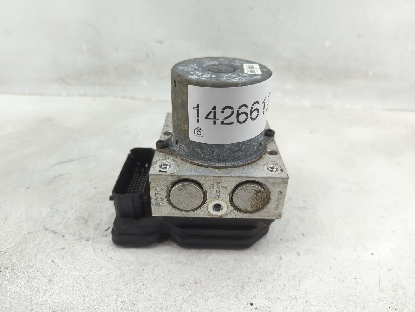 2012-2013 Hyundai Veloster ABS Pump Control Module Replacement P/N:58920-2V450 Fits Fits 2012 2013 OEM Used Auto Parts - Oem