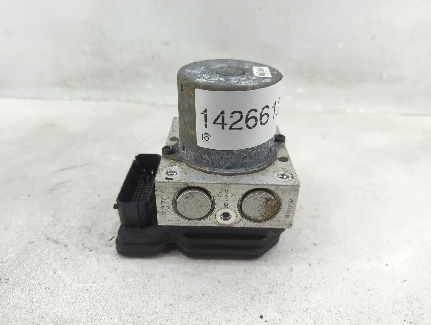 2012-2013 Hyundai Veloster ABS Pump Control Module Replacement P/N:58920-2V450 Fits Fits 2012 2013 OEM Used Auto Parts - Oem