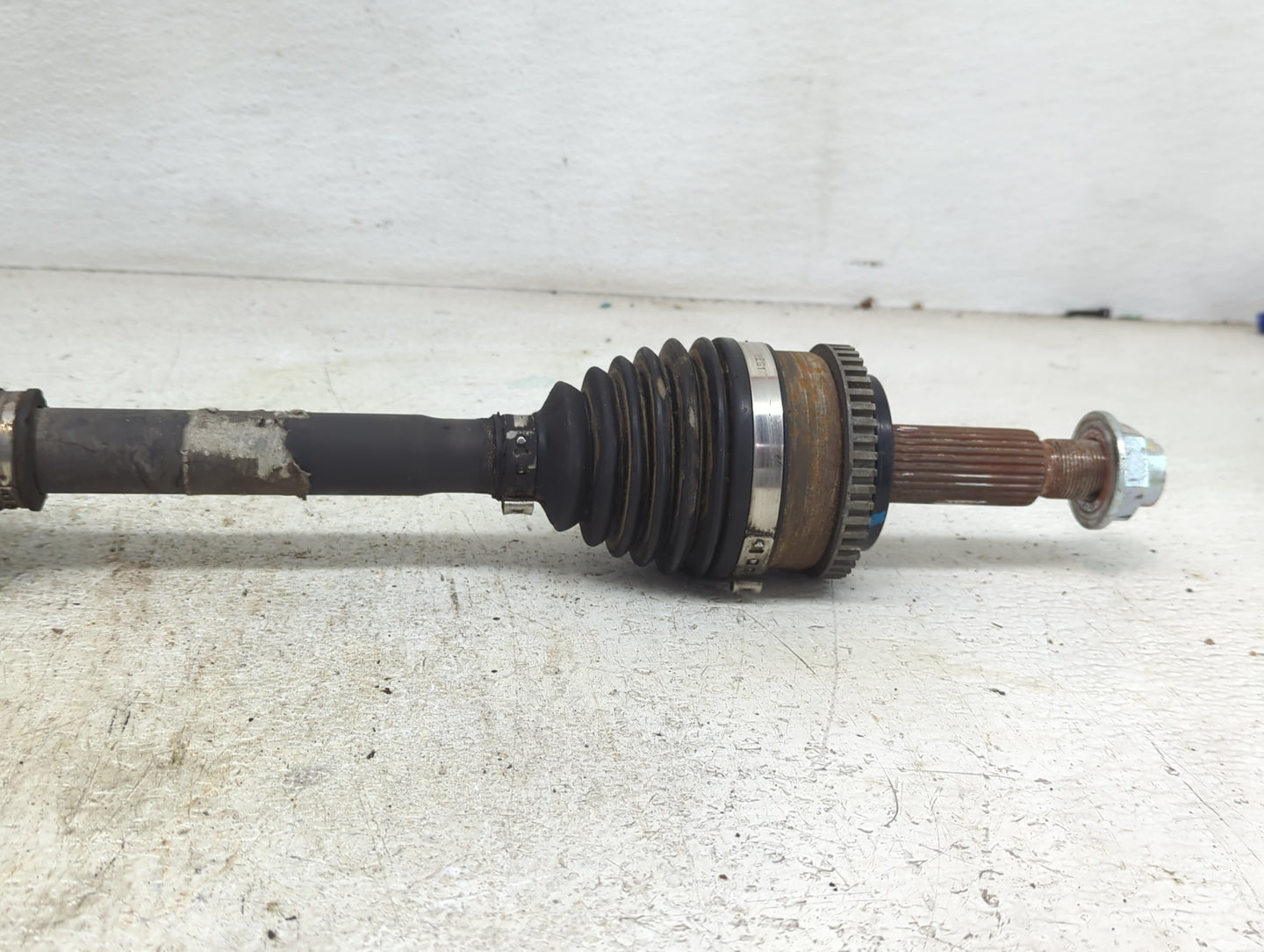 2012-2017 Hyundai Veloster Axle Shaft Front Passenger Cv C/v - Oemusedautoparts1.com