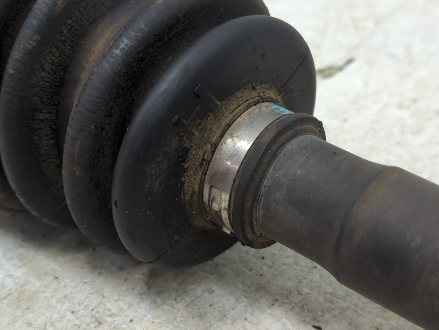 2012-2017 Hyundai Veloster Axle Shaft Front Passenger Cv C/v - Oemusedautoparts1.com