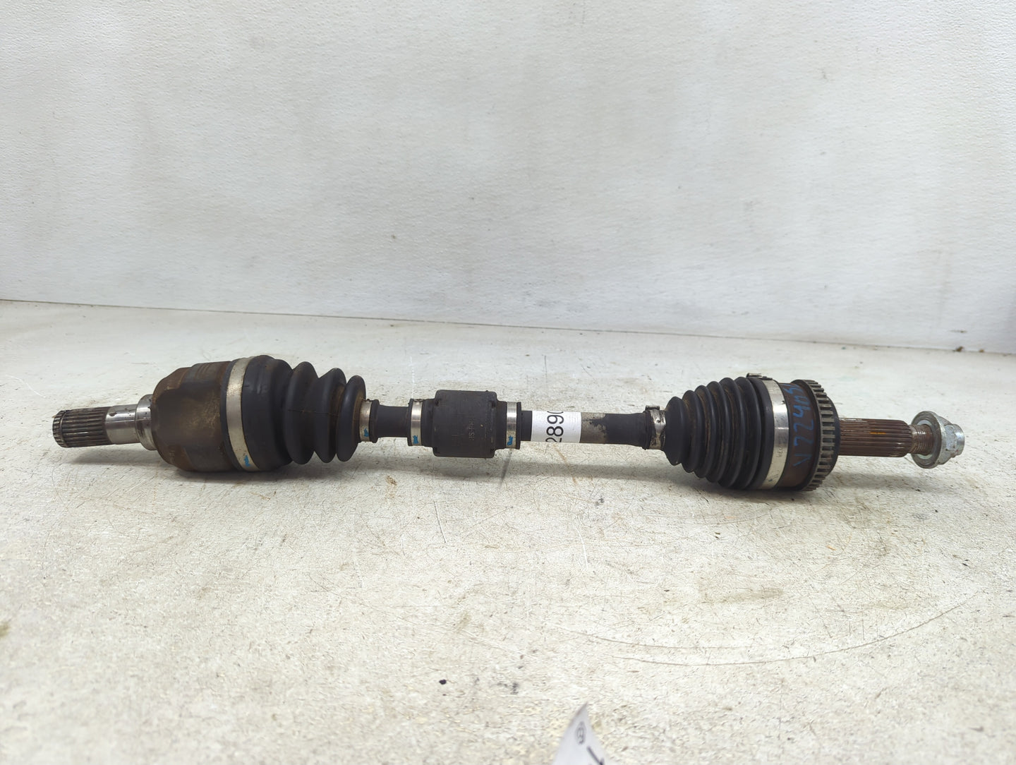 2012-2017 Hyundai Veloster Axle Shaft Front Driver Cv C/v - Oemusedautoparts1.com