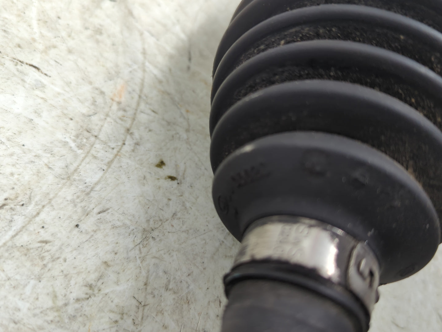 2012-2017 Hyundai Veloster Axle Shaft Front Driver Cv C/v - Oemusedautoparts1.com