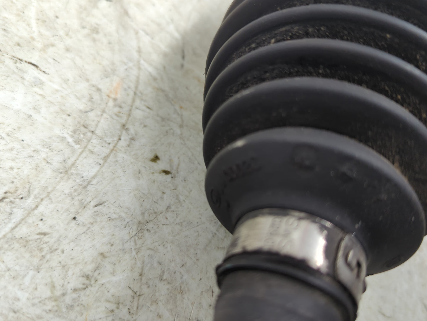 2012-2017 Hyundai Veloster Axle Shaft Front Driver Cv C/v - Oemusedautoparts1.com