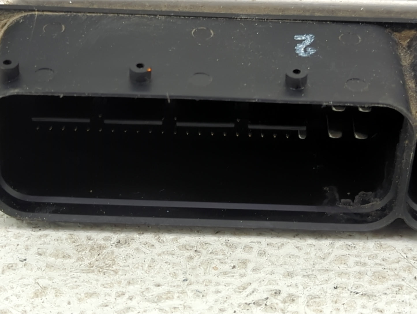 2013-2014 Hyundai Veloster PCM Engine Control Computer ECU ECM PCU OEM P/N:39110-2BBC7 9001120169KC Fits Fits 2013 2014 OEM 