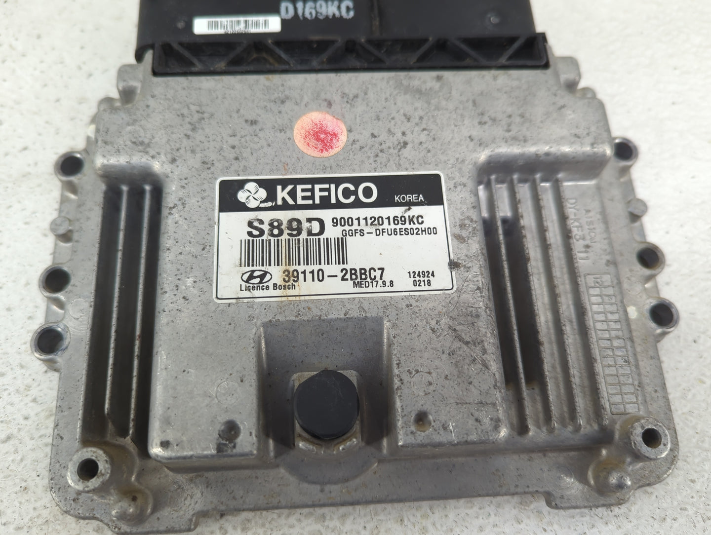 2013-2014 Hyundai Veloster PCM Engine Control Computer ECU ECM PCU OEM P/N:39110-2BBC7 9001120169KC Fits Fits 2013 2014 OEM 