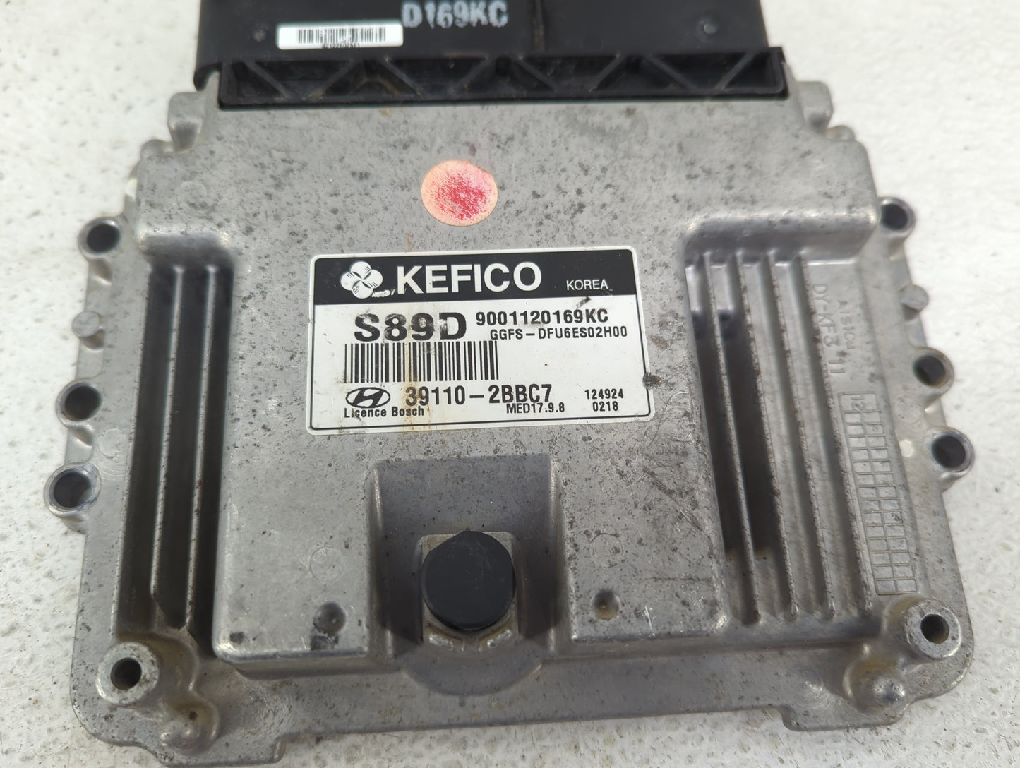 2013-2014 Hyundai Veloster PCM Engine Control Computer ECU ECM PCU OEM P/N:39110-2BBC7 9001120169KC Fits Fits 2013 2014 OEM 