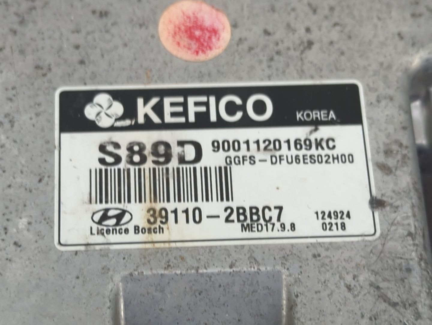 2013-2014 Hyundai Veloster PCM Engine Control Computer ECU ECM PCU OEM P/N:39110-2BBC7 9001120169KC Fits Fits 2013 2014 OEM 