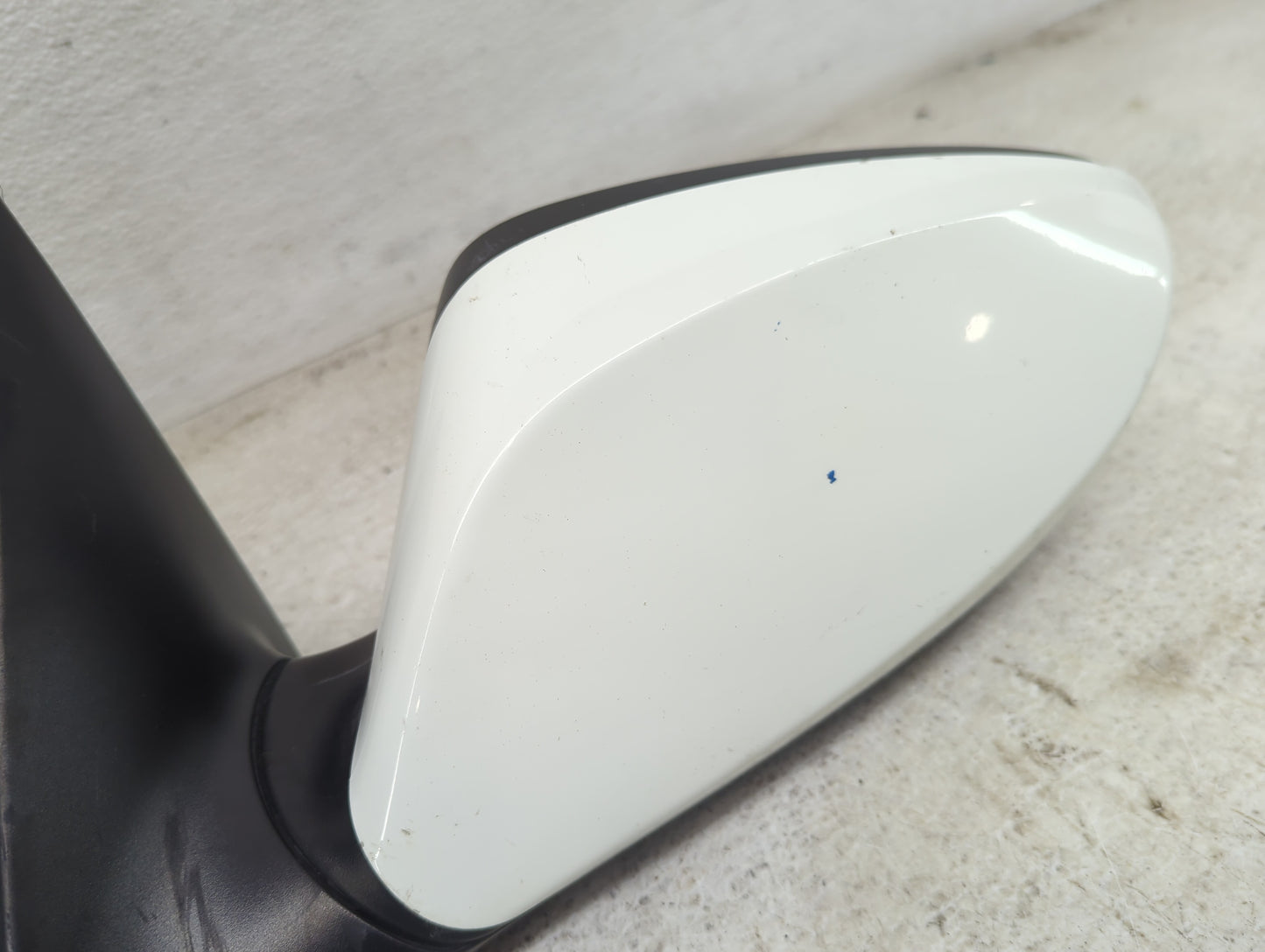 2012-2017 Hyundai Veloster Driver Side View Mirror - Left Door Mirror OEM Used - Oemusedautoparts1.com