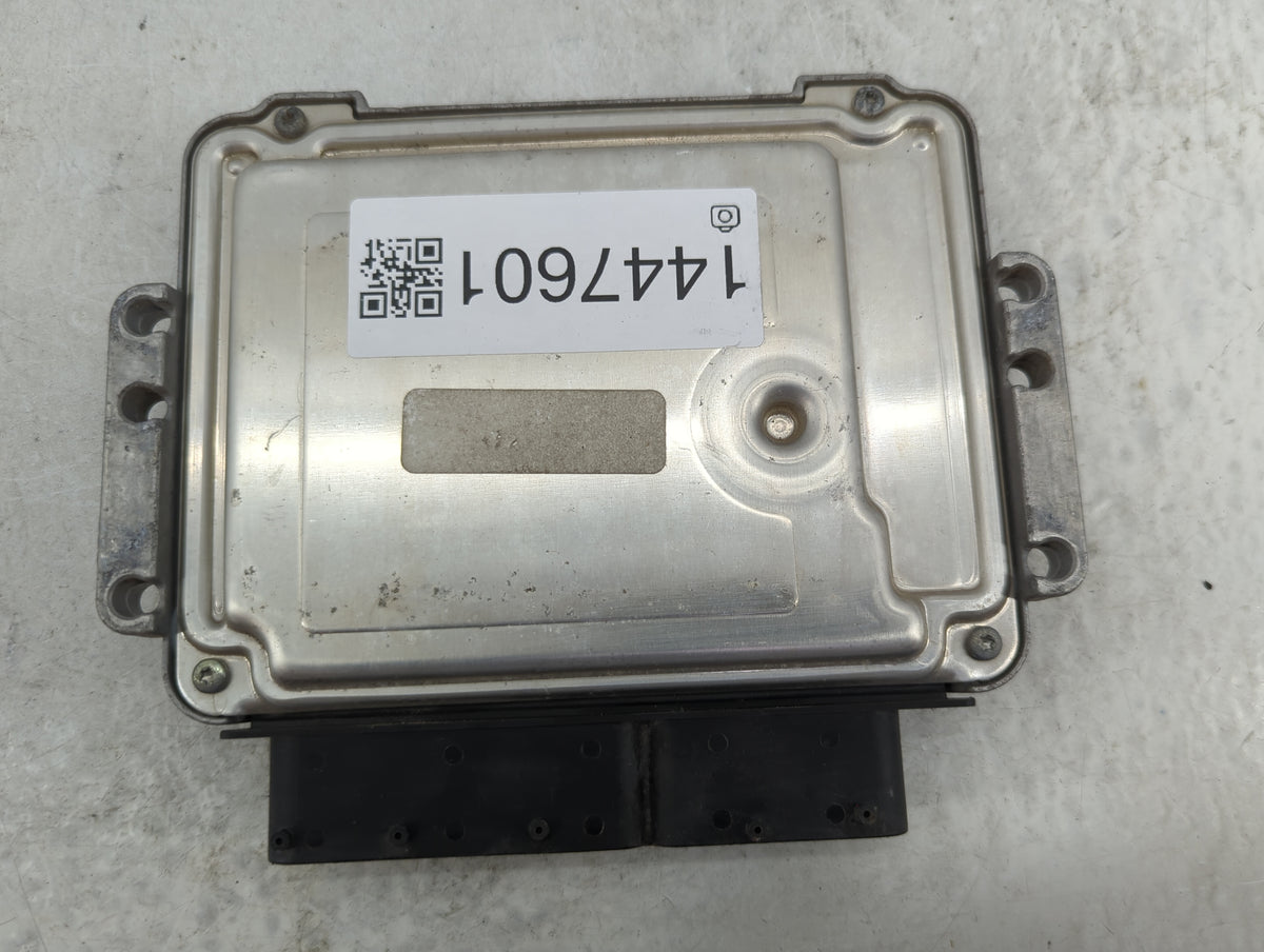 2013-2014 Hyundai Veloster PCM Engine Control Computer ECU ECM PCU OEM P/N:39110-2BBC7 9001120169KD Fits 2013 2014 OEM Used 