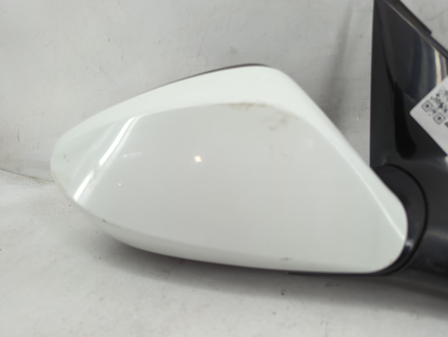 2012-2014 Hyundai Veloster Passenger Side View Mirror - Right Door Mirror OEM Used - Oemusedautoparts1.com
