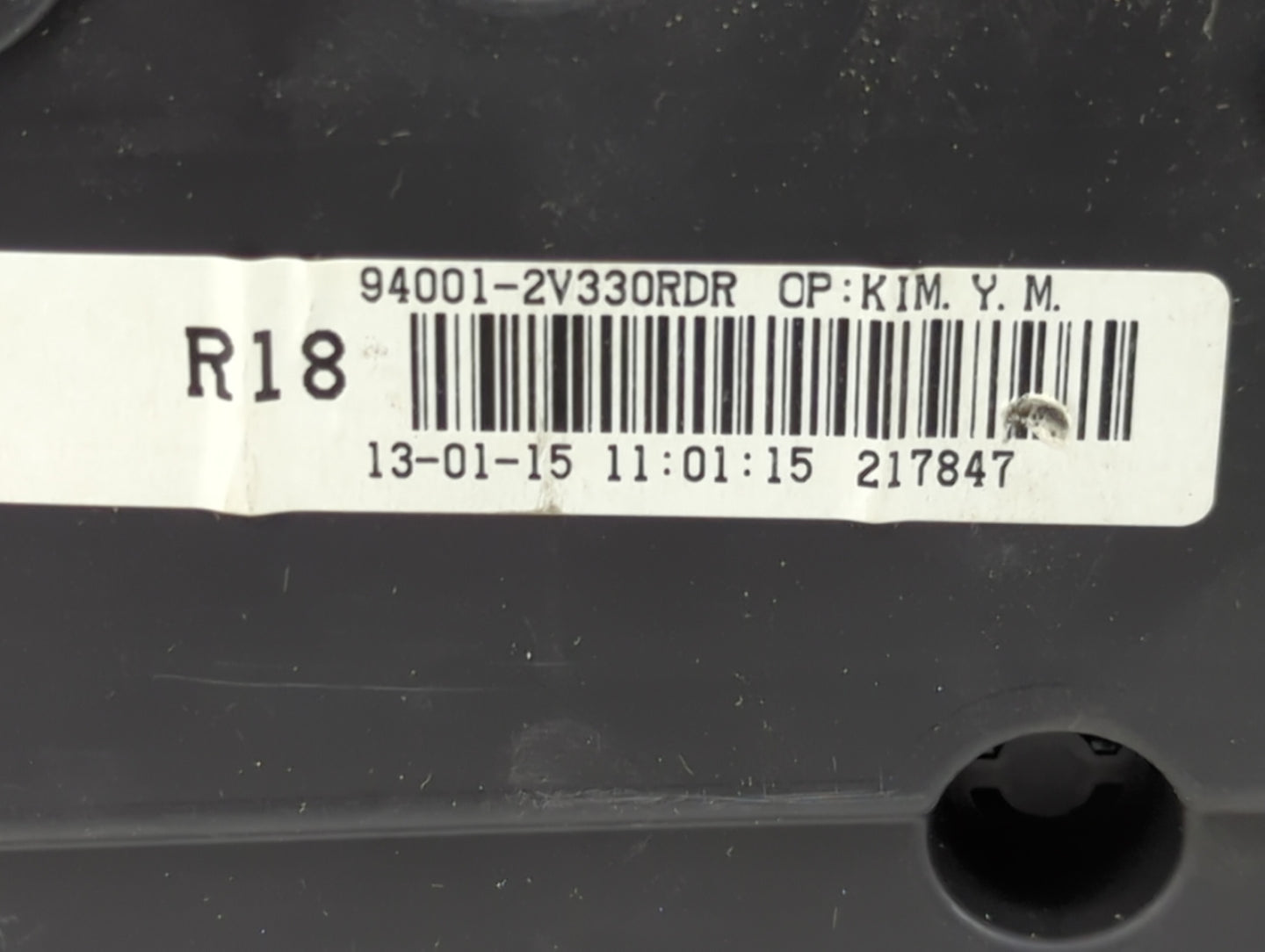 2012-2015 Hyundai Veloster Instrument Cluster Speedometer Gauges P/N:94001-2V330RDR Miles: Fits Fits 2012 2013 2014 2015 OEM